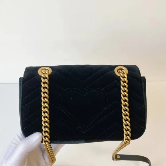 Gucci Marmont Velvet Shoulder Bag - Picture 13 of 16